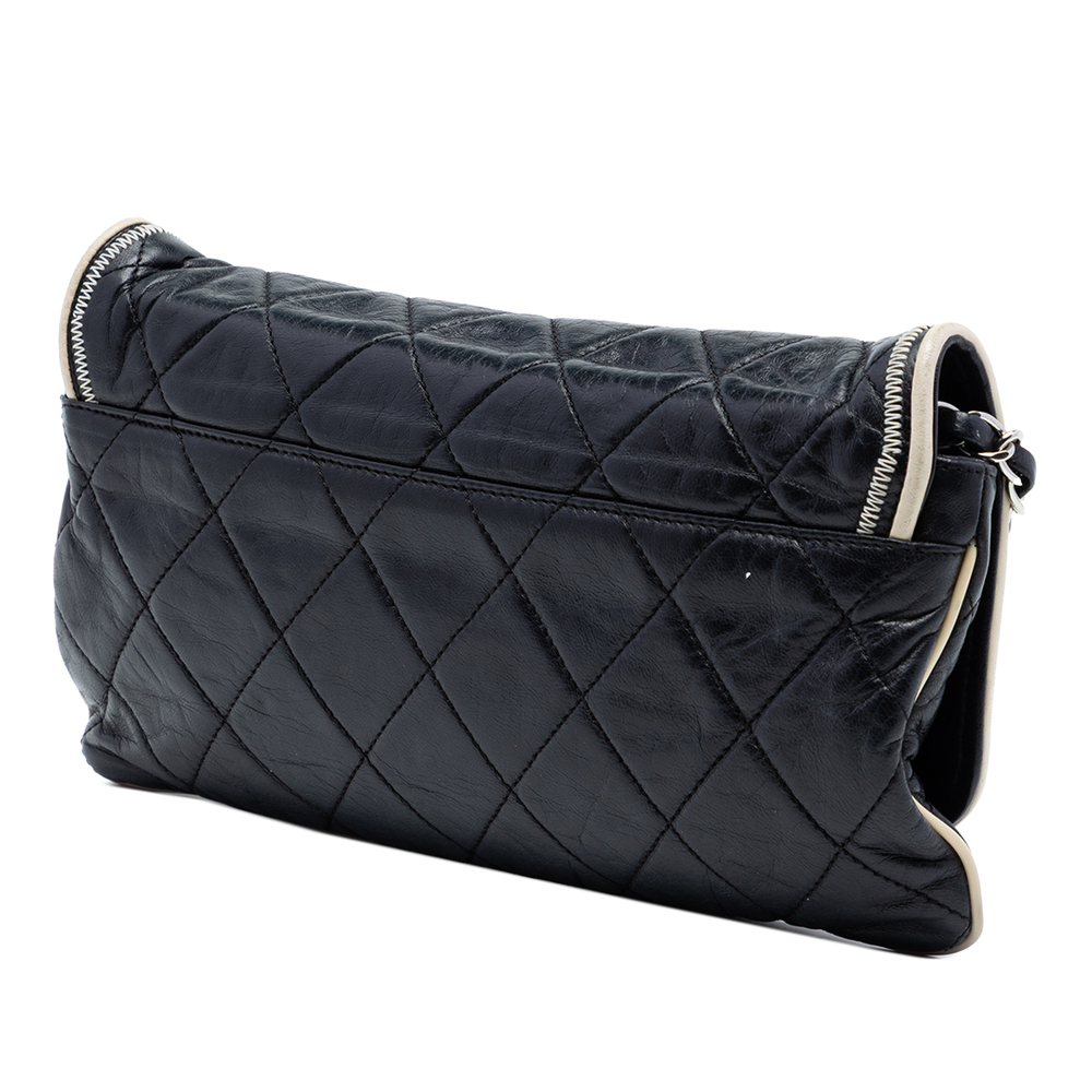 Pre-Loved Chanel Quilted Lambskin Reissue East West Flap - Picture 2 of 8